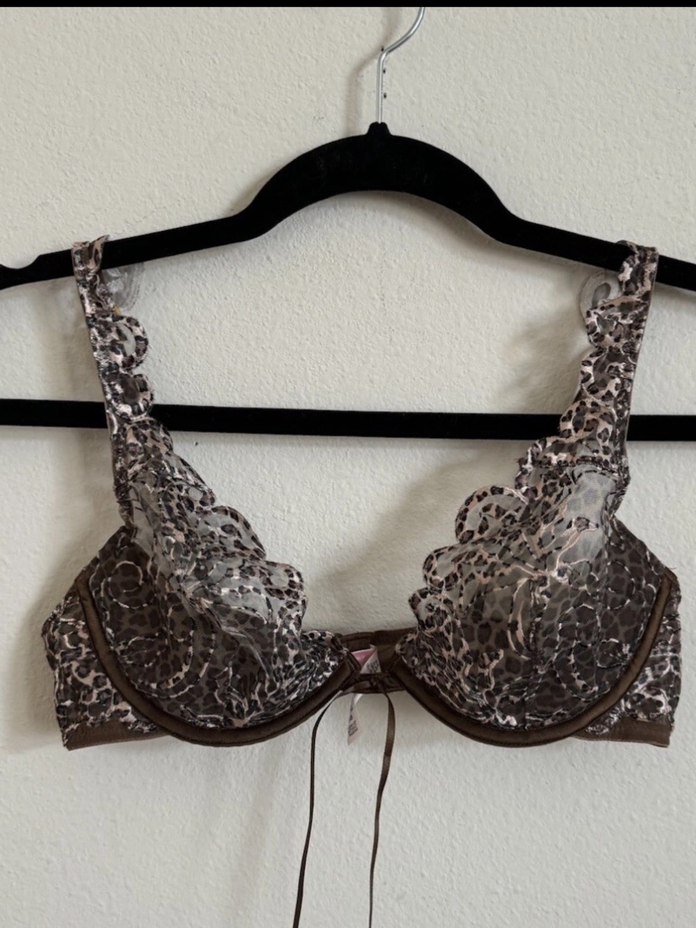 Victoria’s Secret Very Sexy Leopard Print Lace Balconette Bra 34B